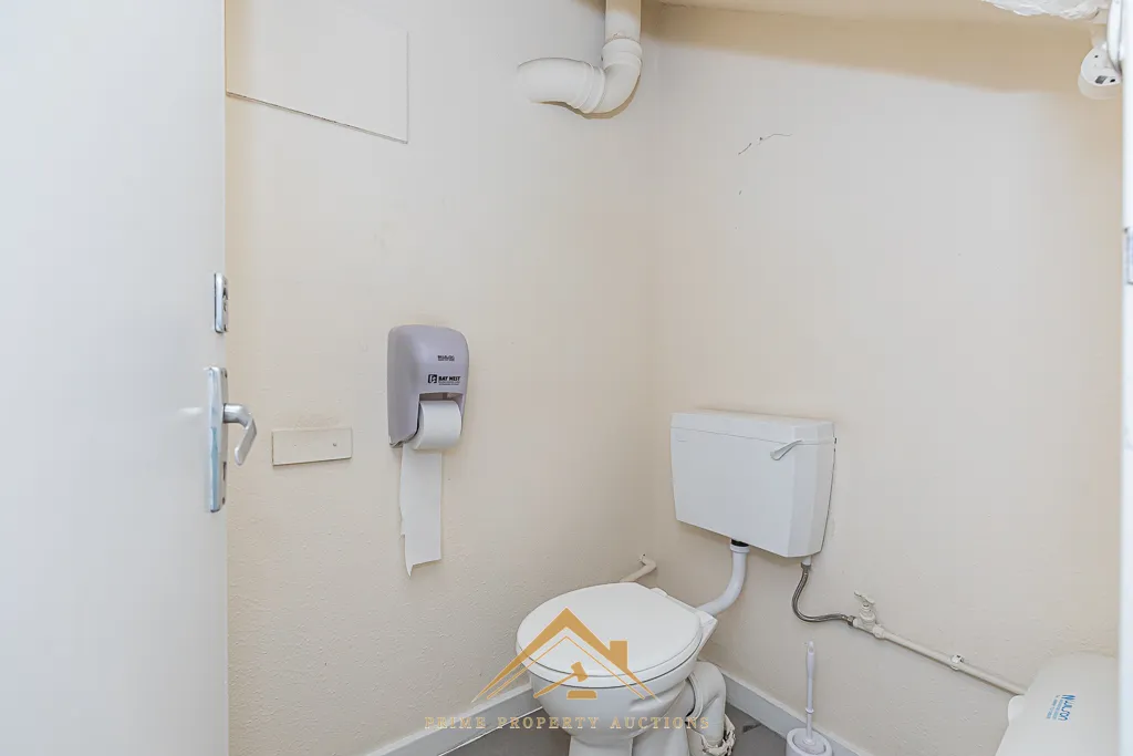Attractive Commercial Opportunity 