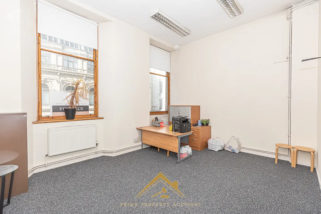 Attractive Commercial Opportunity 