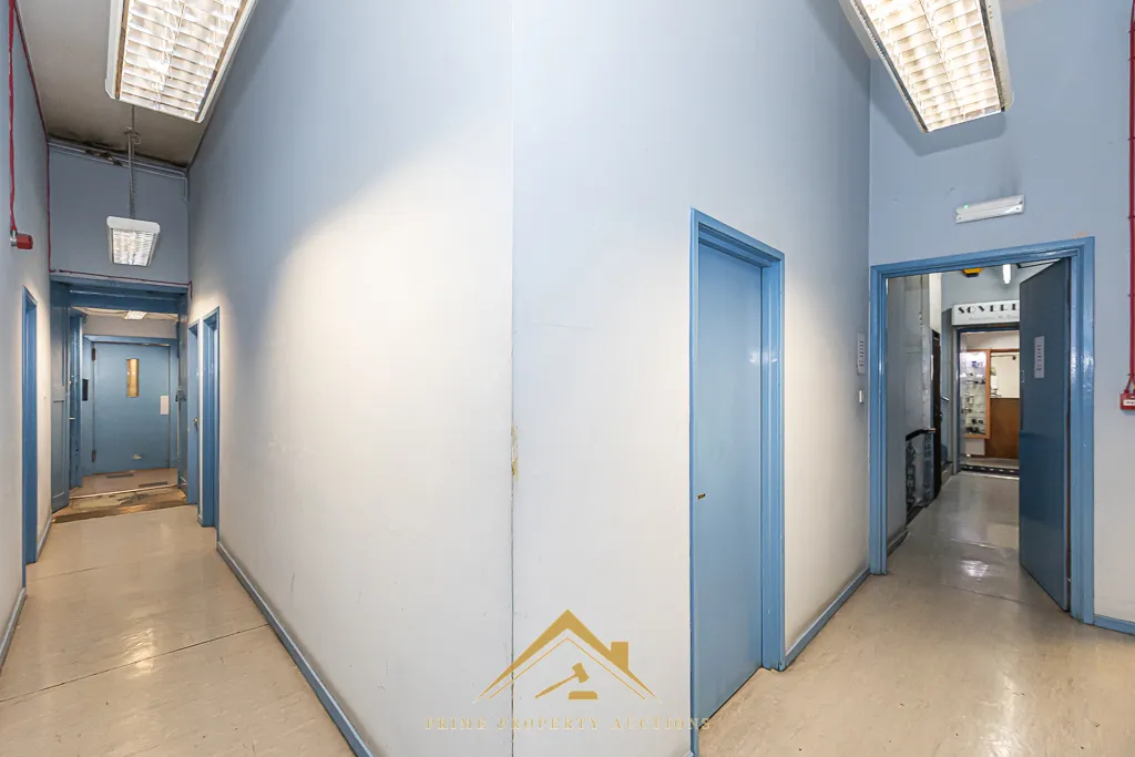 Attractive Commercial Opportunity 