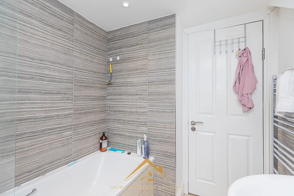 Attractive Tenanted Residential Opportunity 