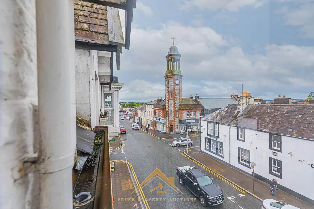 Attractive Commercial Investment Opportunity