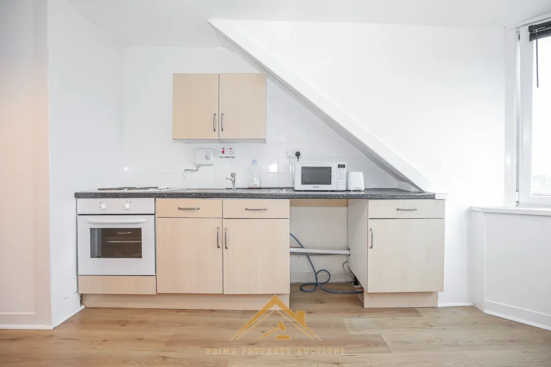 Excellent Turnkey Opportunity