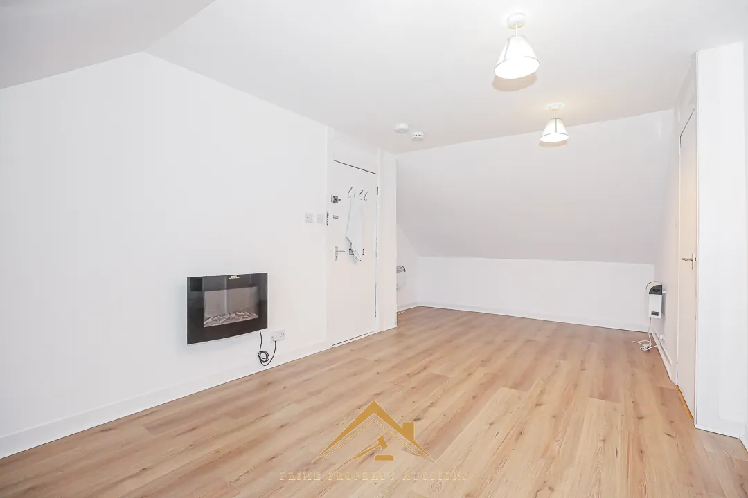 Excellent Turnkey Opportunity