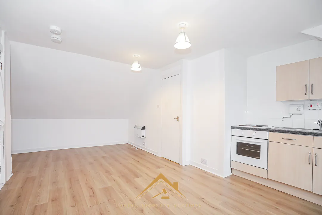 Excellent Turnkey Opportunity