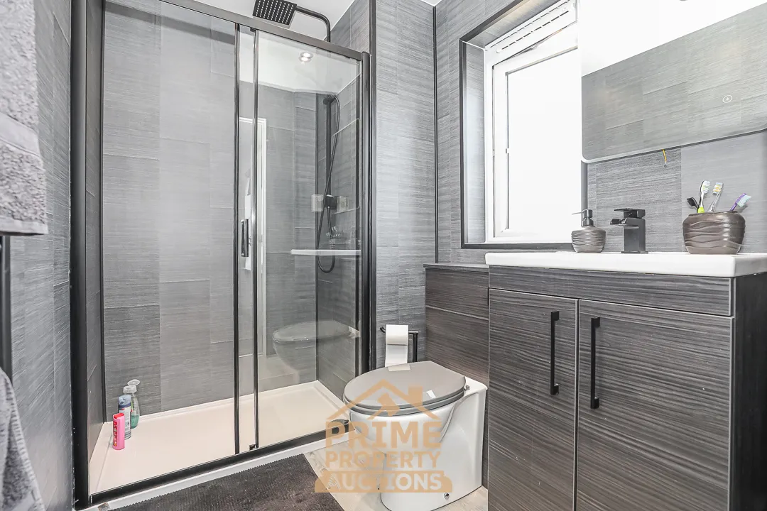 Prime Rare Residential Opportunity