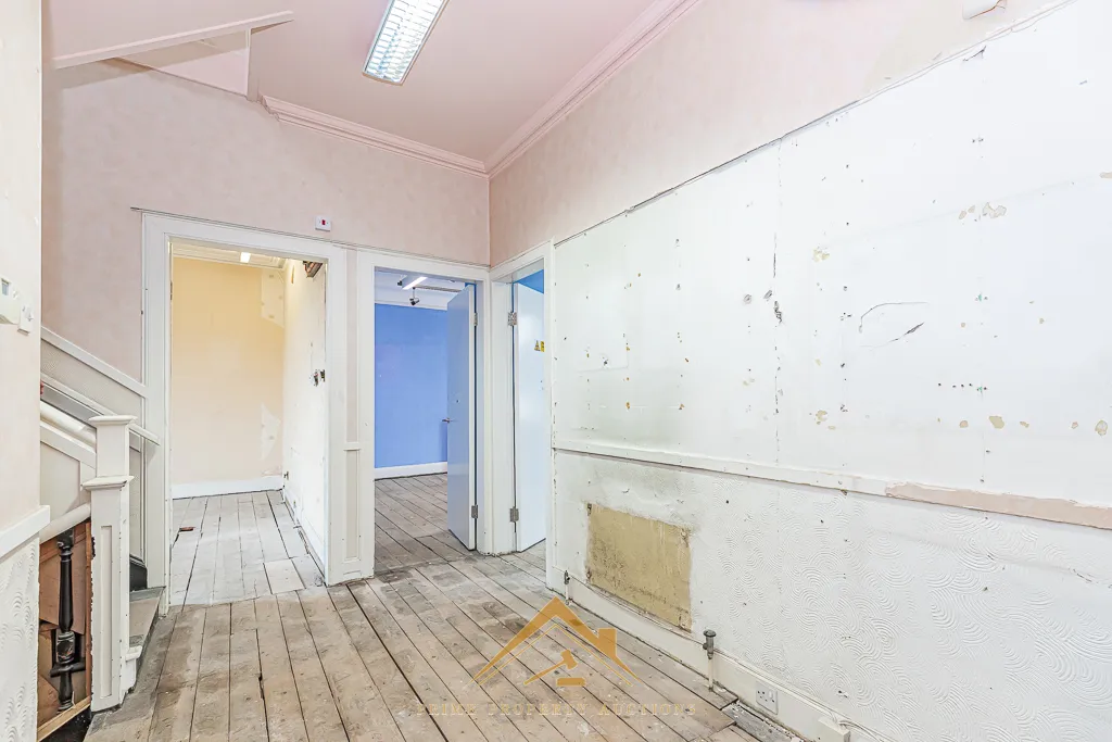 Attractive Commercial Investment Opportunity