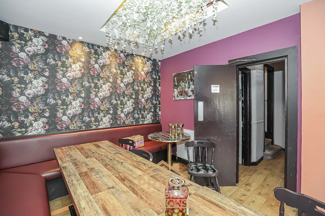 Fantastic Commercial Opportunity