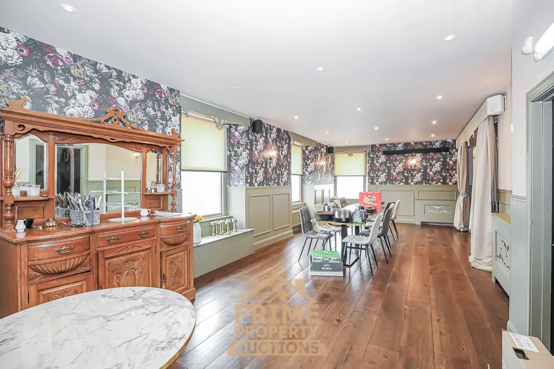 Fantastic Commercial Opportunity