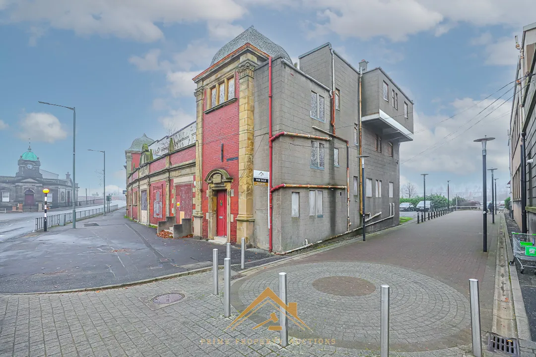 Rare Commercial Development Opportunity
