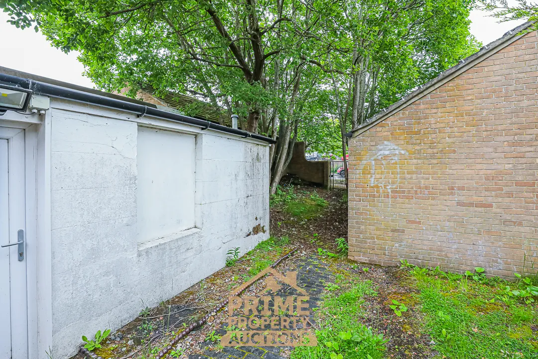 Vacant Commercial Opportunity 