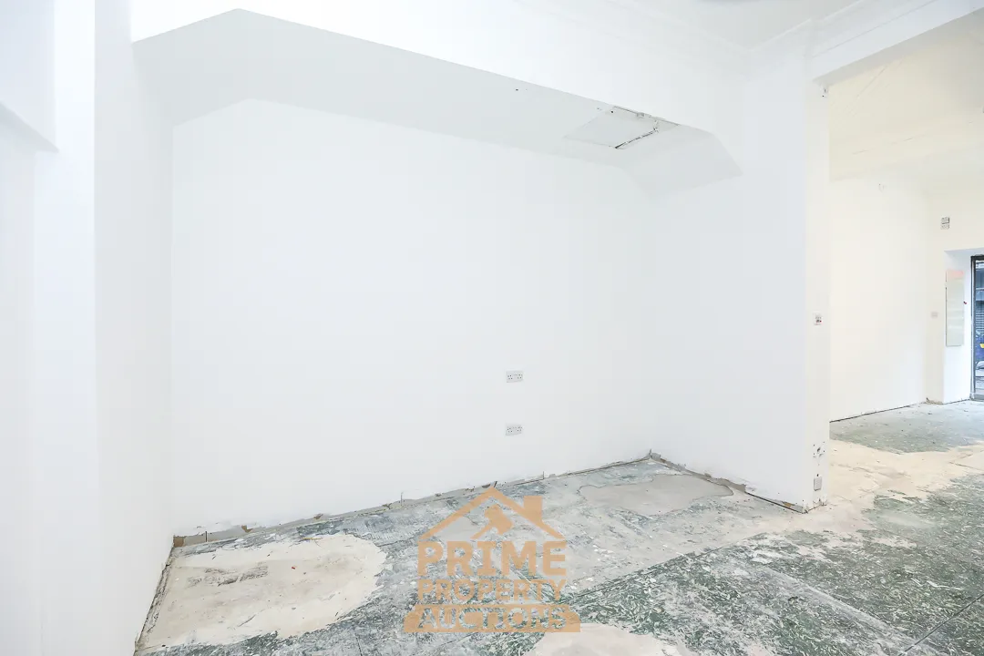 Vacant Commercial Opportunity 