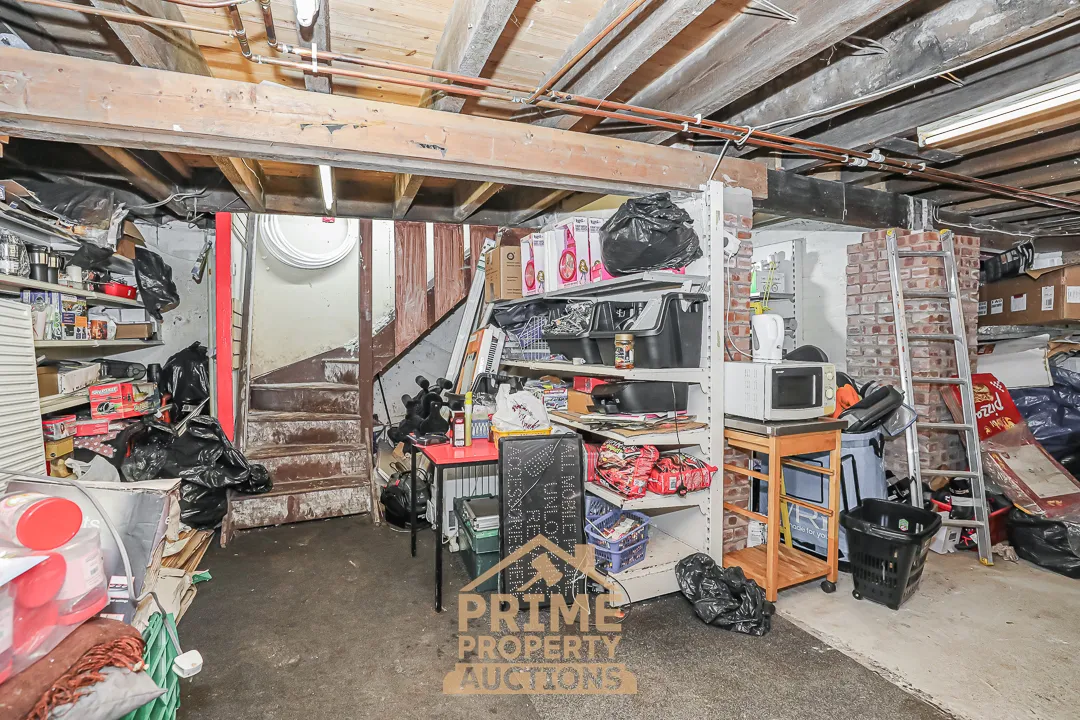 Rare Commercial Investment Opportunity