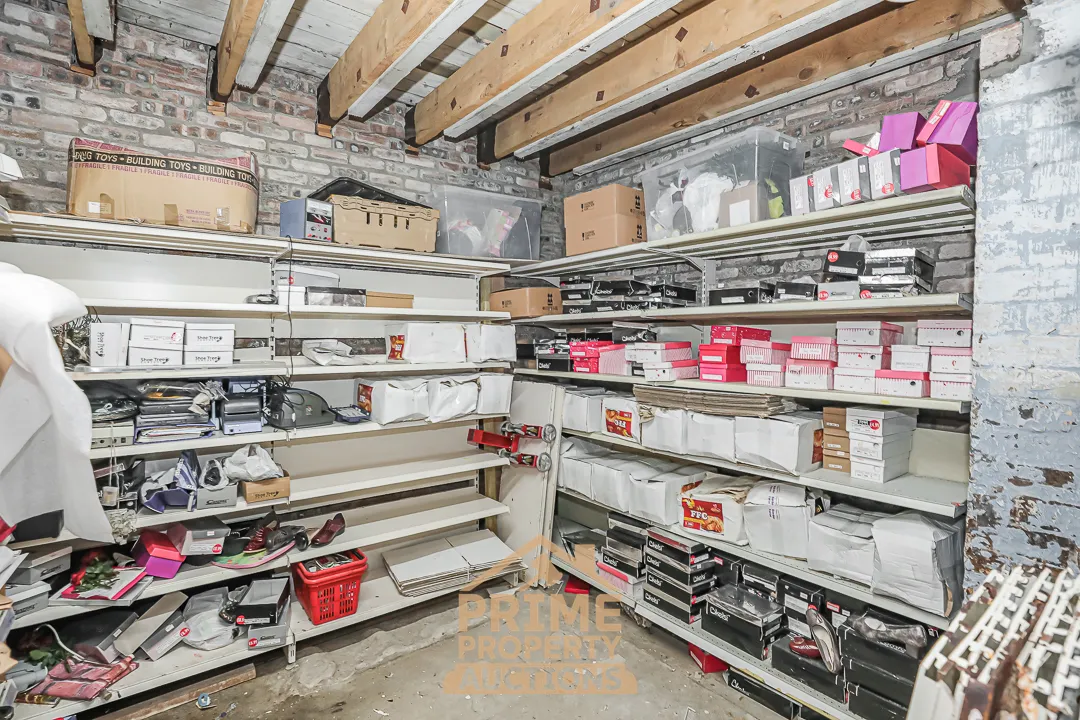 Rare Commercial Investment Opportunity