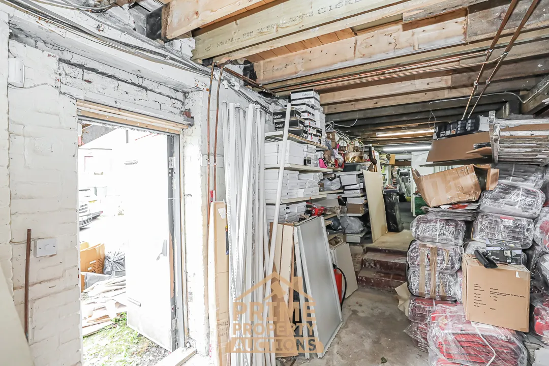 Rare Commercial Investment Opportunity