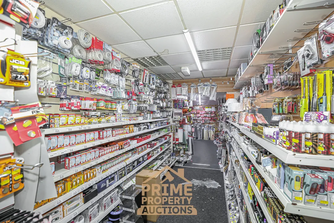 Rare Commercial Investment Opportunity