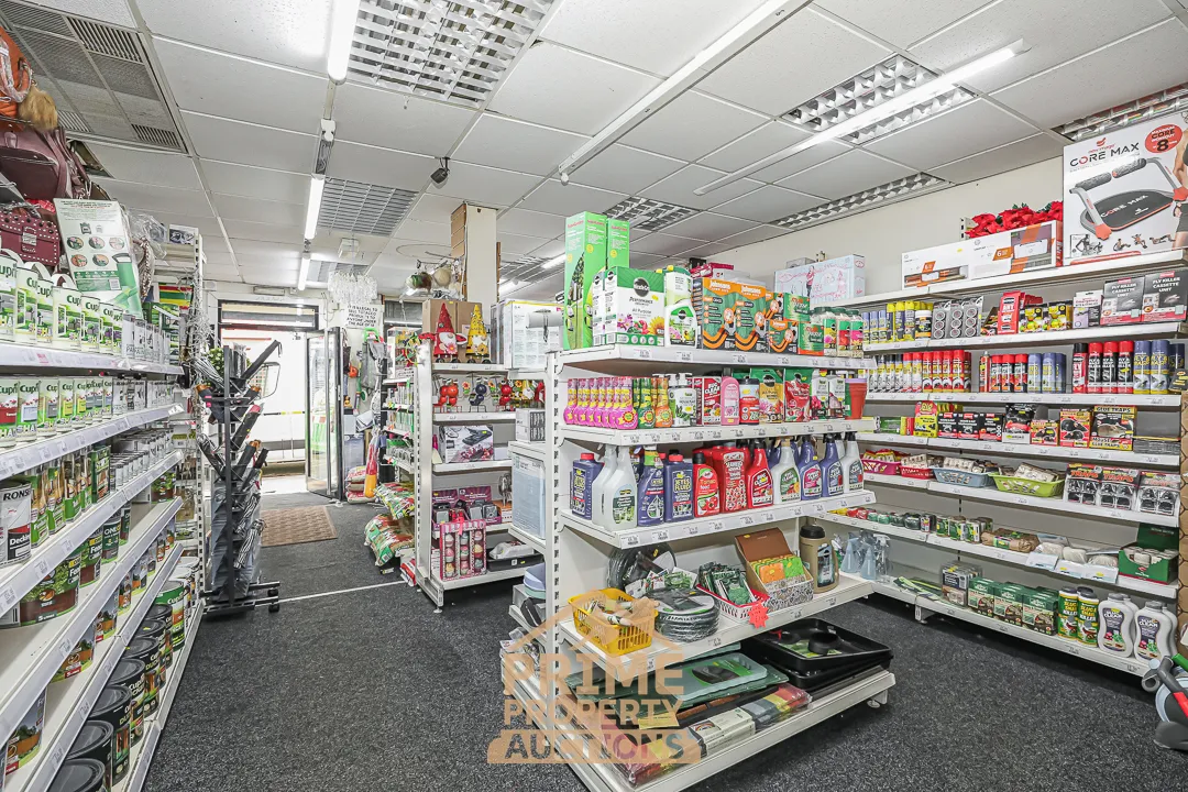 Rare Commercial Investment Opportunity