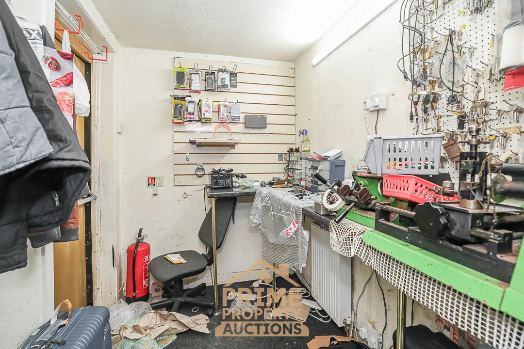 Rare Commercial Investment Opportunity
