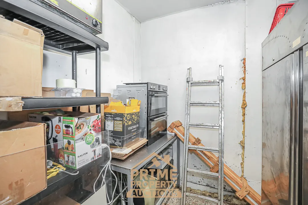 Rare Commercial Investment Opportunity