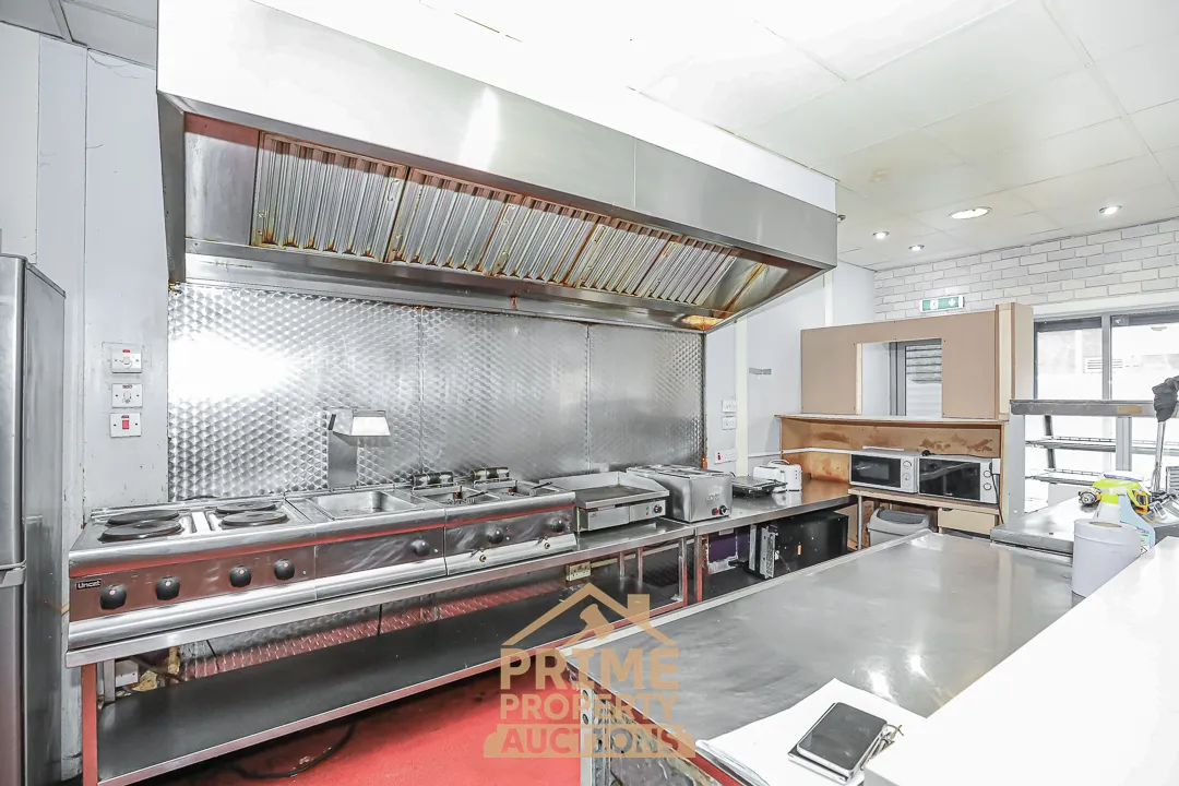 Rare Commercial Investment Opportunity