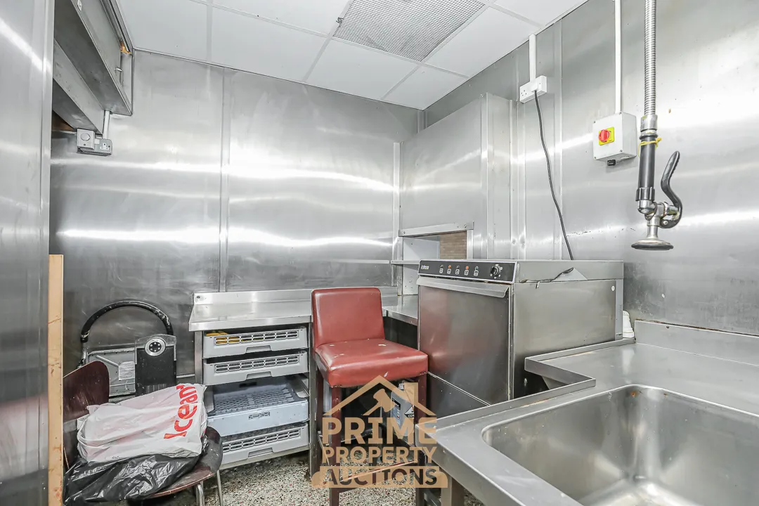 Rare Commercial Investment Opportunity