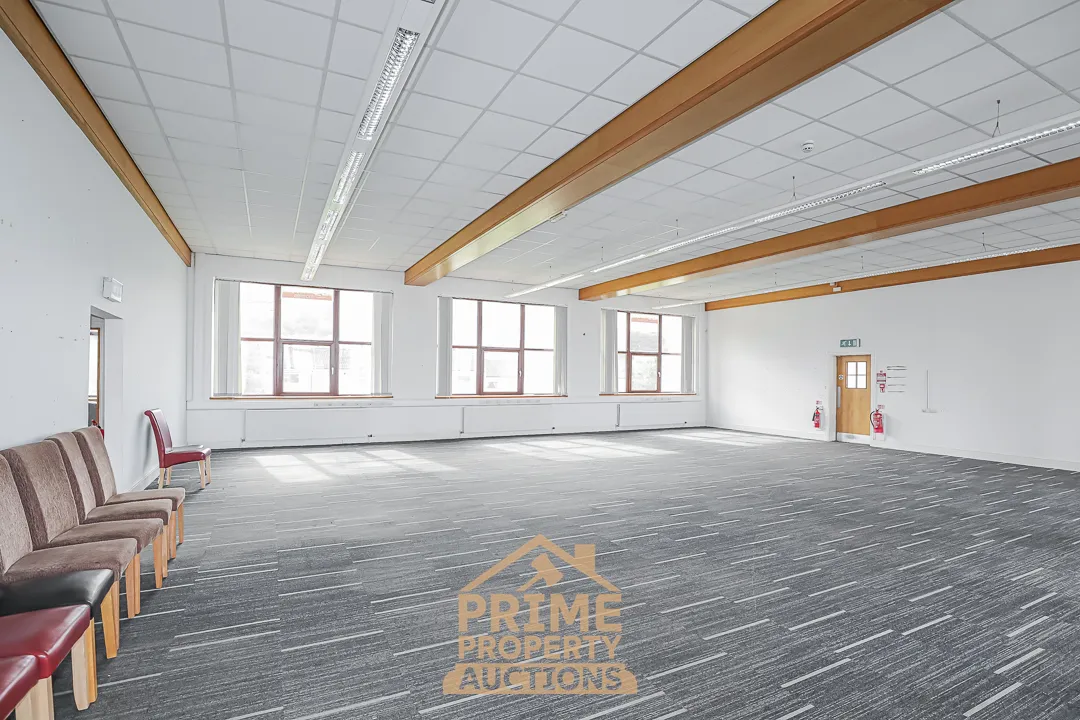 Attractive Commercial Investment Opportunity