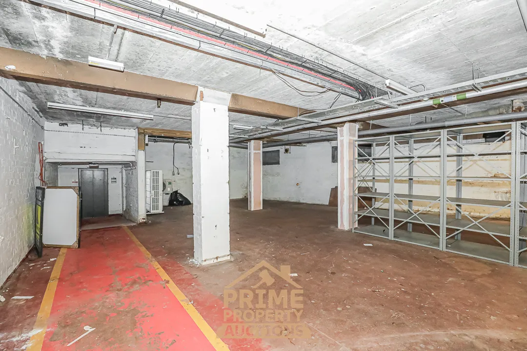 Attractive Commercial Investment Opportunity
