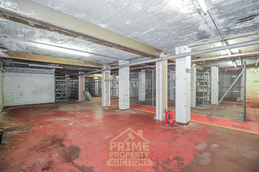 Attractive Commercial Investment Opportunity