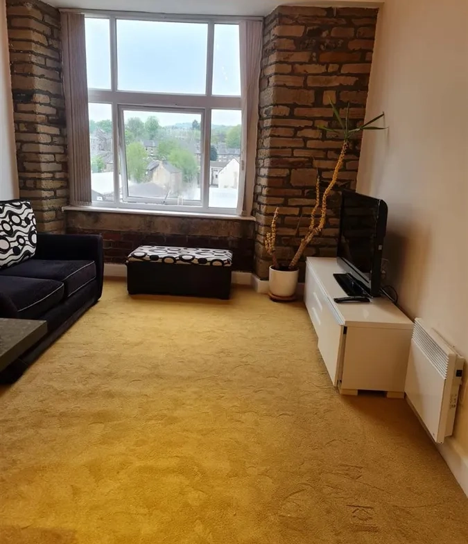 Savile Street, Milnsbridge, Huddersfield HD3 4PG