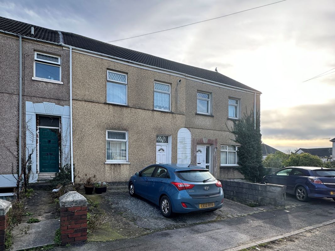 Glanmor Place, Llanelli, Dyfed, SA15 2RG - Online Auctions