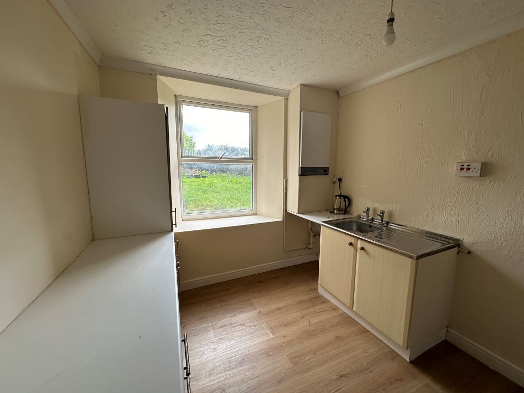 Glanmor Place, Llanelli, Dyfed, SA15 2RG - Online Auctions