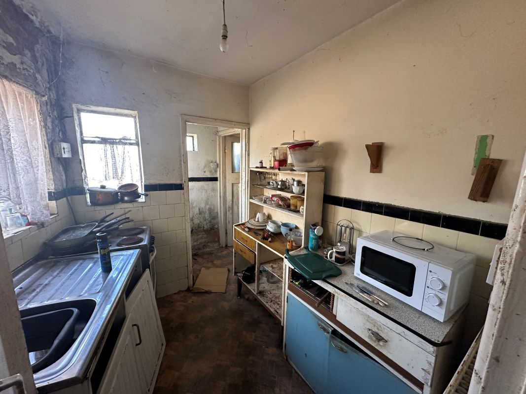 Clyndu Street, Morriston, Swansea, West Glamorgan, SA6 7BG - Online Auctions