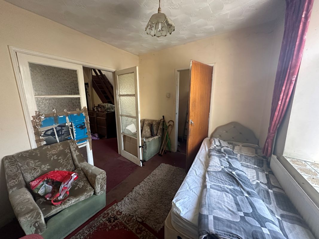 Clyndu Street, Morriston, Swansea, West Glamorgan, SA6 7BG - Online Auctions