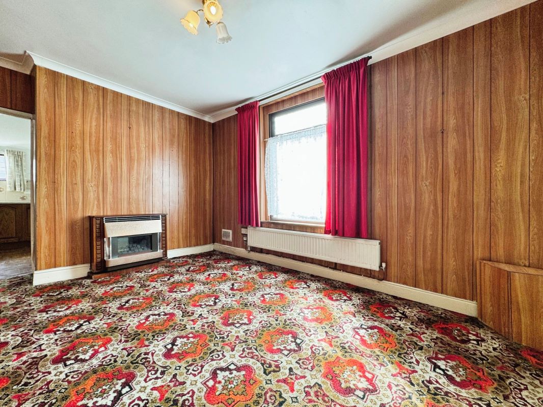 Brighton Road, Gorseinon, Swansea, West Glamorgan, SA4 4BW - Online Auctions
