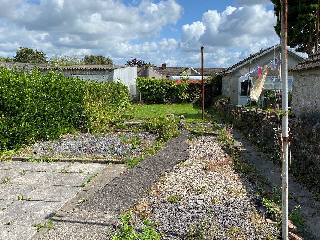 Brighton Road, Gorseinon, Swansea, West Glamorgan, SA4 4BW - Online Auctions