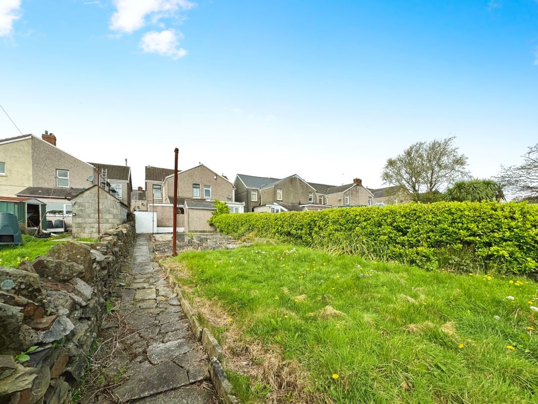 Brighton Road, Gorseinon, Swansea, West Glamorgan, SA4 4BW - Online Auctions