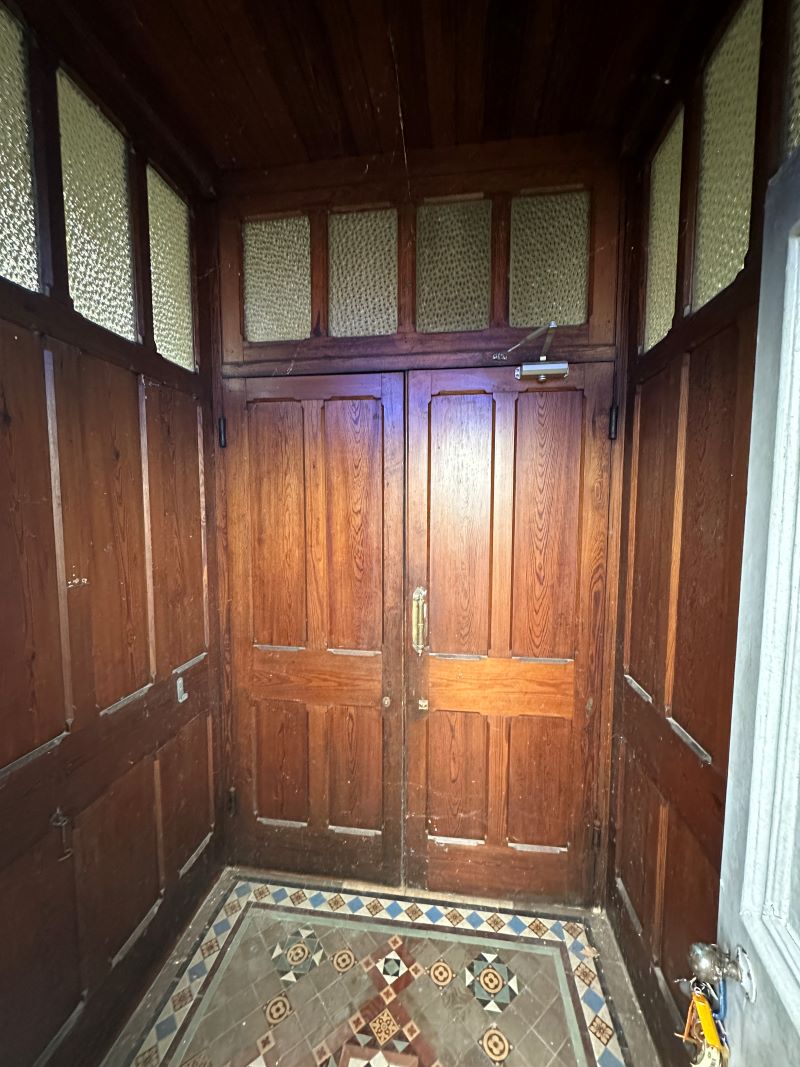 Tirzah Baptist Chapel, Station Road, Swansea, Swansea, SA4 3TF - Online Auctions