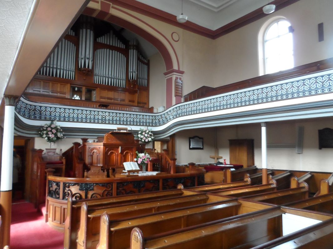Bethlehem Chapel, Carmarthen Road, Abertawe, Swansea, SA5 4AA - Online Auctions
