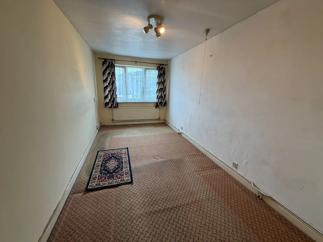 Mysydd Road, Landore, Swansea, West Glamorgan, SA1 2QD - Online Auctions
