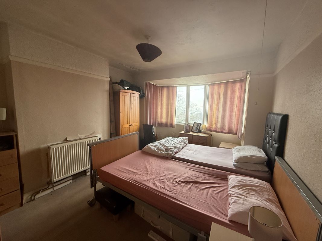 Townhill Road, Cockett, Swansea, West Glamorgan, SA2 0UR - Online Auctions