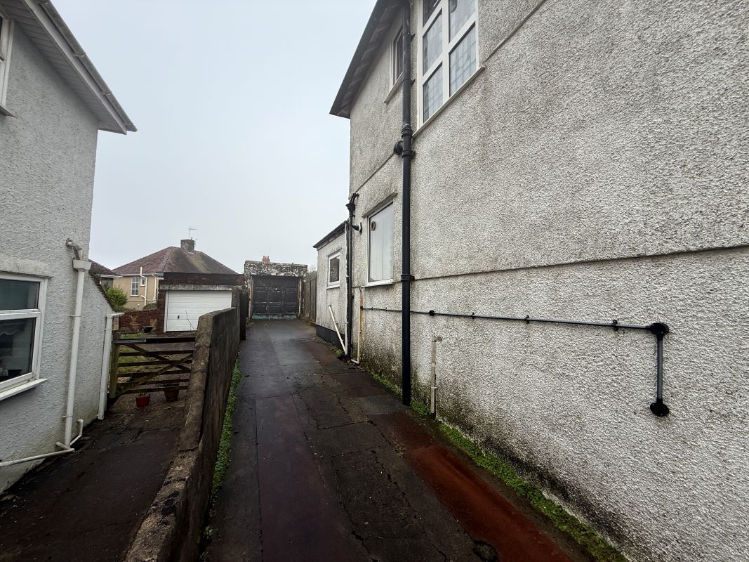 Townhill Road, Cockett, Swansea, West Glamorgan, SA2 0UR - Online Auctions