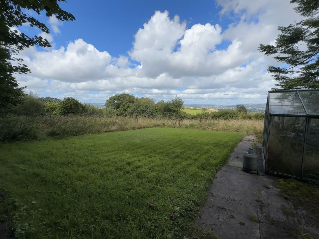 Tir Heol, Cae Mansel Road, Three Crosses, Swansea, West Glamorgan, SA4 3HN - Online Auctions