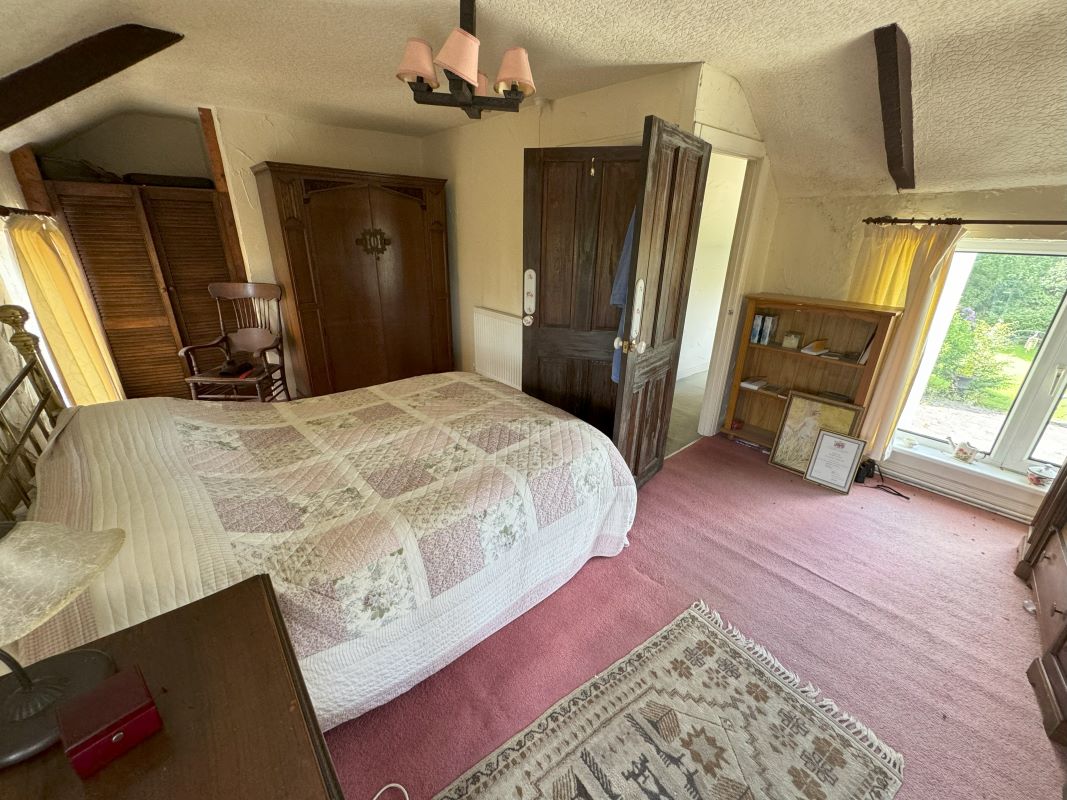 Tir Heol, Cae Mansel Road, Three Crosses, Swansea, West Glamorgan, SA4 3HN - Online Auctions