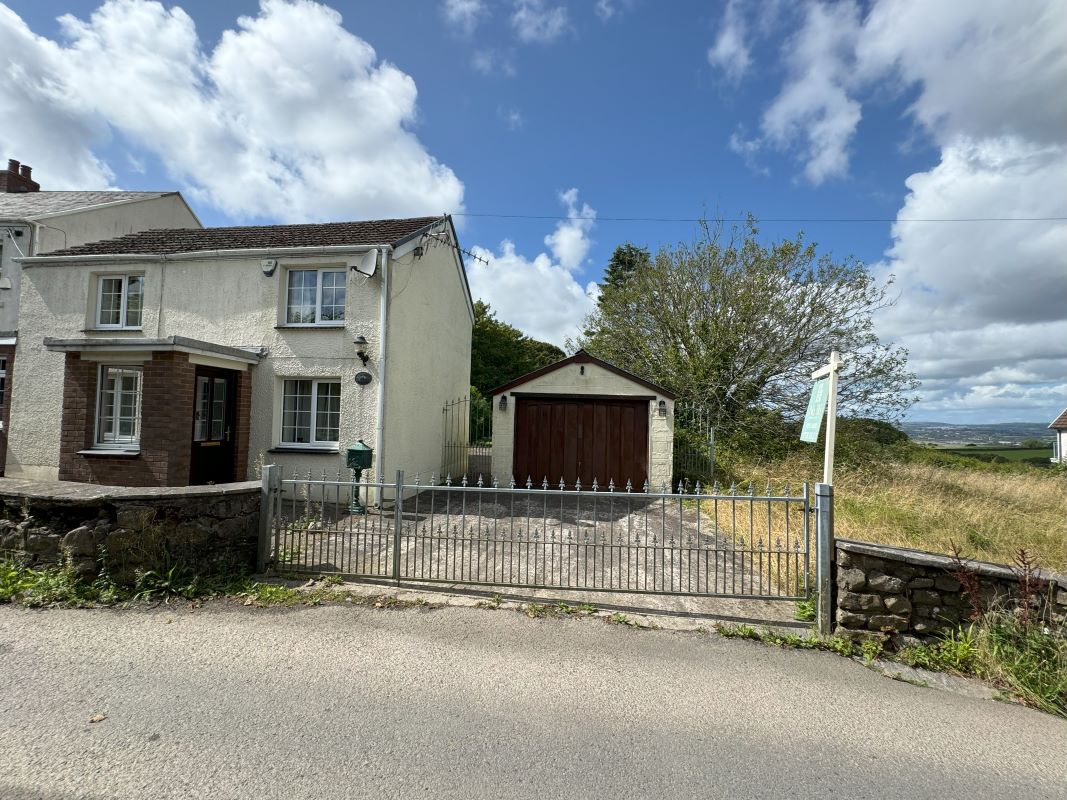 Tir Heol, Cae Mansel Road, Three Crosses, Swansea, West Glamorgan, SA4 3HN - Online Auctions