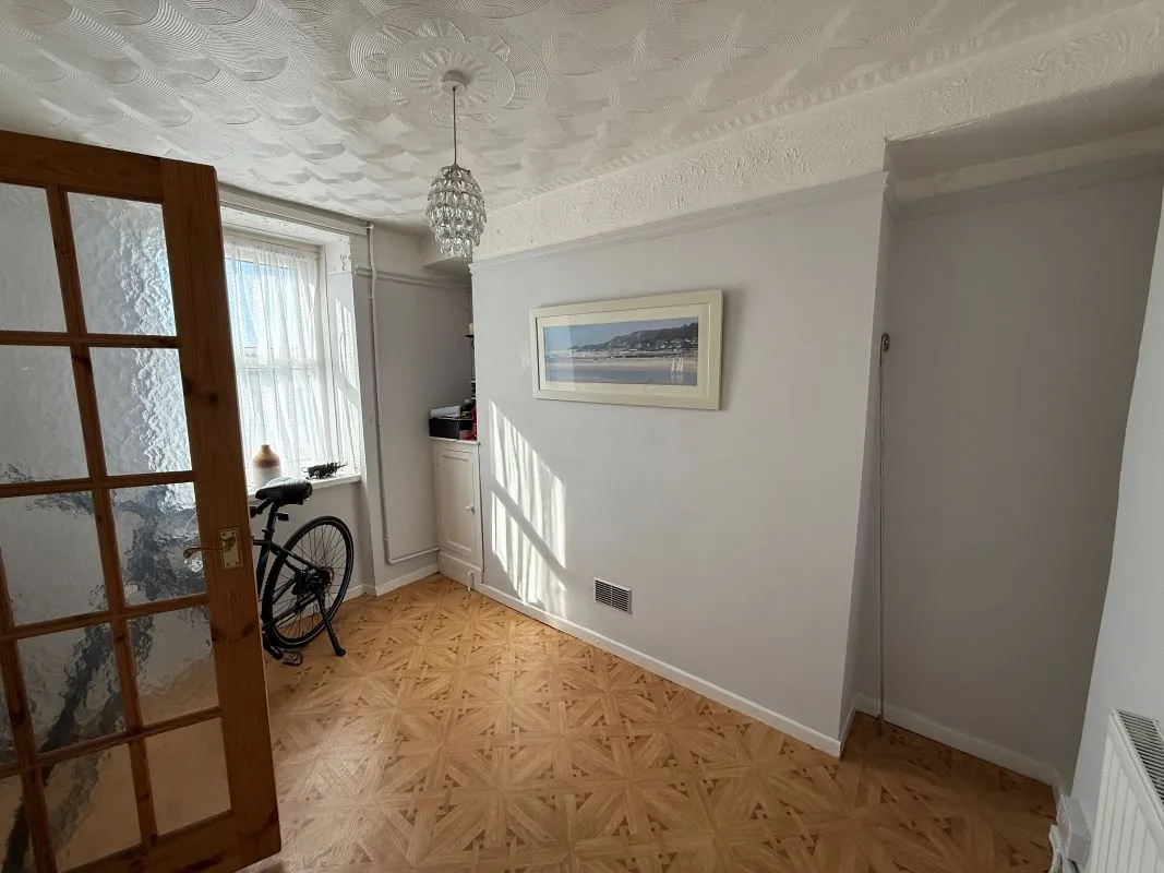 Llandafen Road, Llanelli, Dyfed, SA14 9BD - Online Auctions