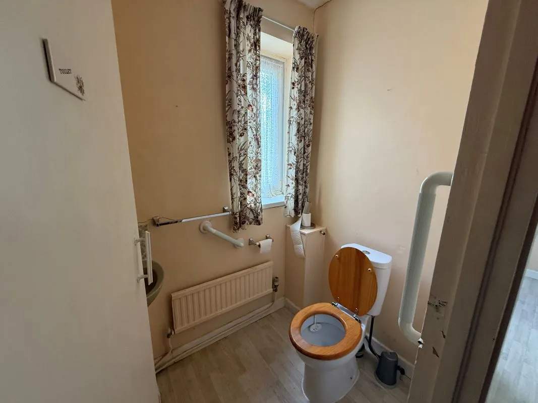 Station Road, Grovesend, Swansea, West Glamorgan, SA4 4GY - Online Auctions