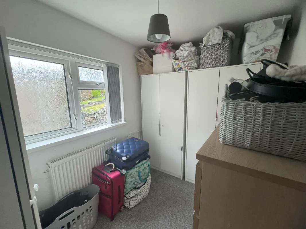 Swansea Road, Pontardawe, Swansea, West Glamorgan, SA8 4AL - Online Auctions