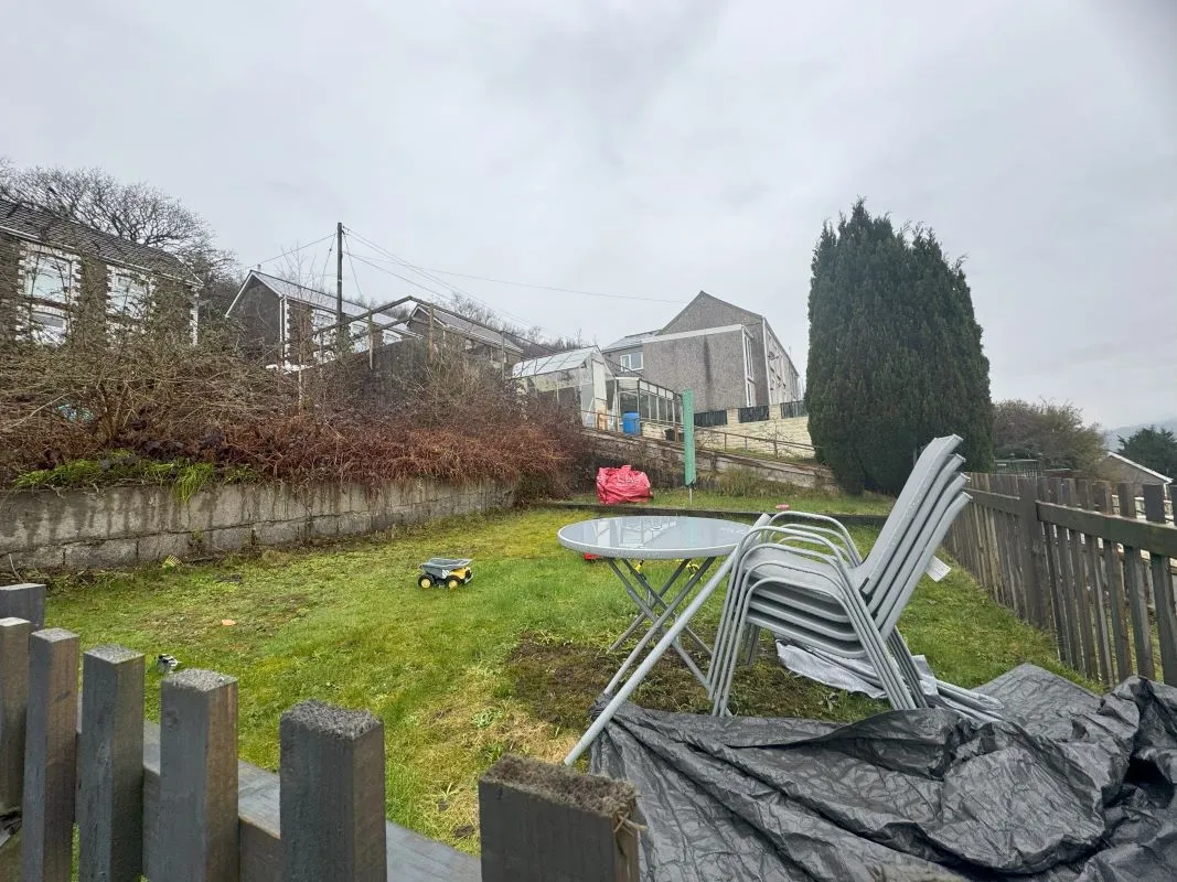 Swansea Road, Pontardawe, Swansea, West Glamorgan, SA8 4AL - Online Auctions