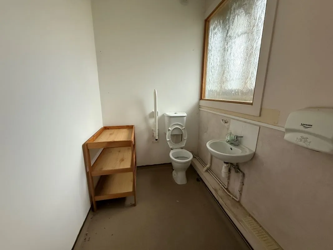 St Johns Church, Priory Street, Carmarthen, Carmarthenshire, SA31 1LX - Online Auctions