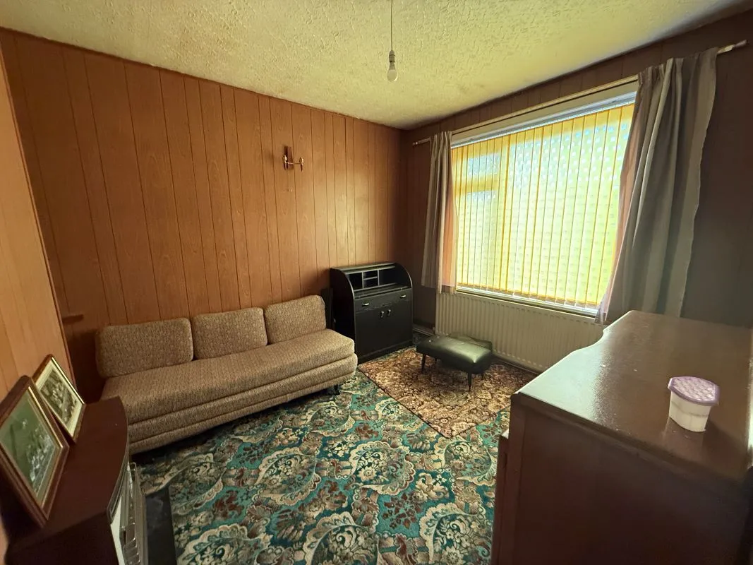 Glynhir Road, Pontarddulais, Swansea, West Glamorgan, SA4 8PU - Online Auctions