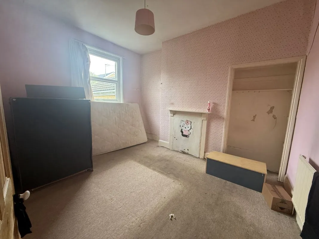 King Edward's Road, Swansea, West Glamorgan, SA1 4LU - Online Auctions